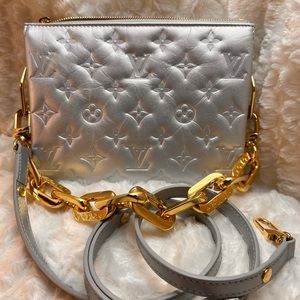 Louis Vuitton Coussin BB